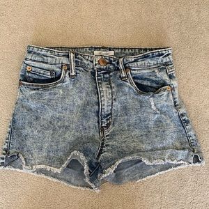 sts blue short denim shorts (medium wash)⭐️